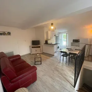 Appartement Chaleureux Au Calme Avec Vue Apaisante, Sisteron
