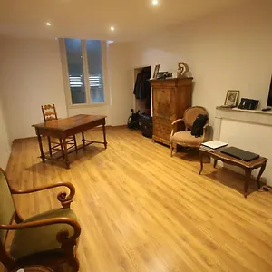 Appartement Super Avec Belle Luminosite En Plein Centre De, Sisteron